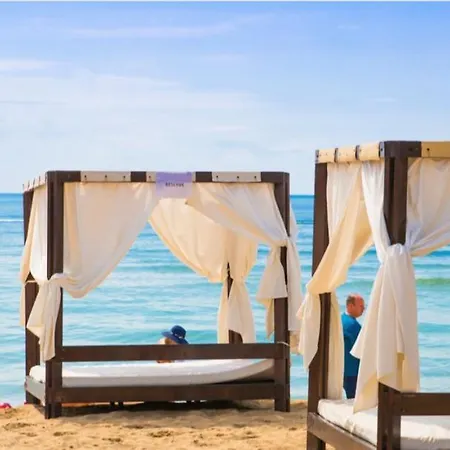 Апартамент Summer Breeze 110 Cozi