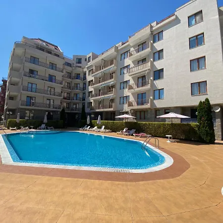 Апартамент Summer Breeze 110 Cozi Слънчев бряг